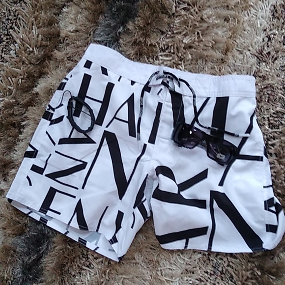 Armani Exchange A/X Logo Print Black & White Swim Trunks/Suit + Bonuses - Picture 1 of 9